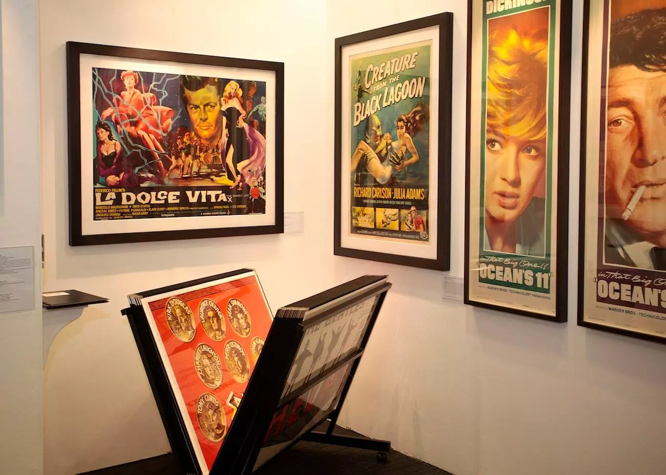 What's The Difference Between A Print And A Poster